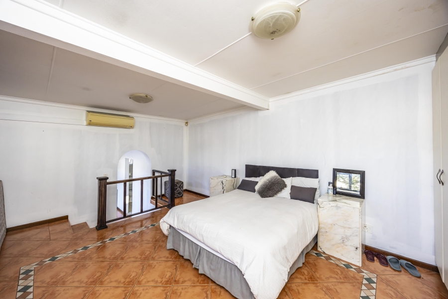 4 Bedroom Property for Sale in Beacon Bay Eastern Cape
